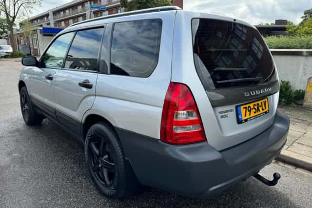 Subaru Forester (2006) thumbnail 4