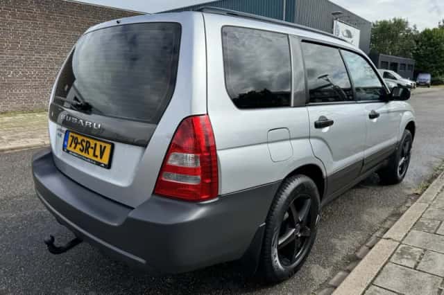 Subaru Forester (2006) thumbnail 9