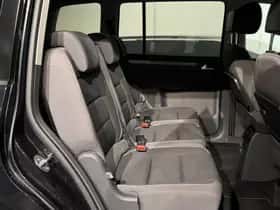 Volkswagen Touran (2014) thumbnail 16