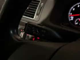 Volkswagen Touran (2015) thumbnail 38