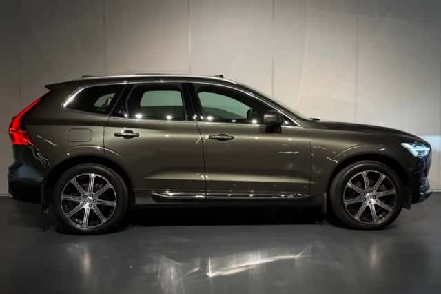 Volvo XC60 (2017) thumbnail 23