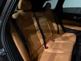 Volvo XC60 (2017) thumbnail 24