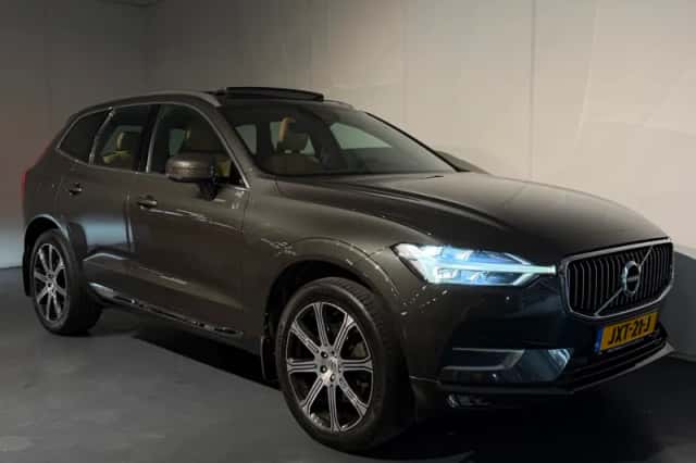 Volvo XC60 (2017) thumbnail 26