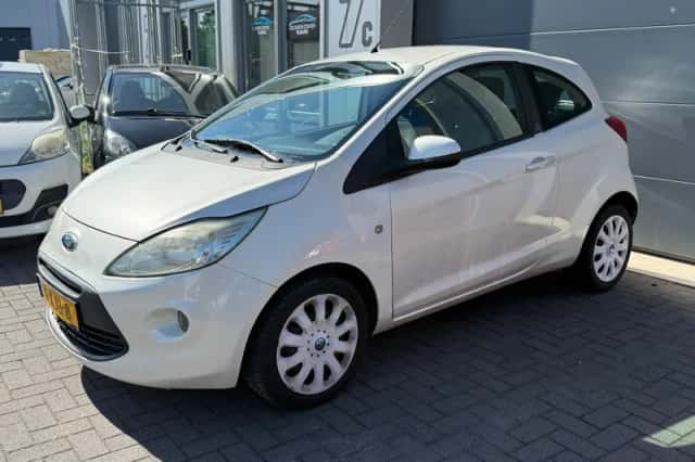Ford Ka (2009) thumbnail 2