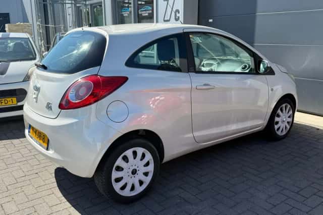 Ford Ka (2009) thumbnail 4