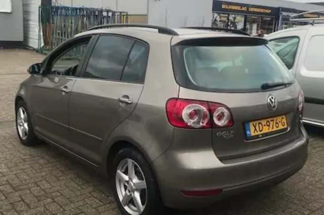 Volkswagen Golf (2009) thumbnail 6