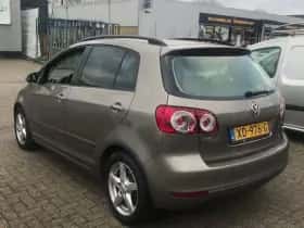 Volkswagen Golf (2009) thumbnail 6