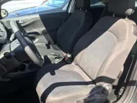 Opel Corsa (2017) thumbnail 5