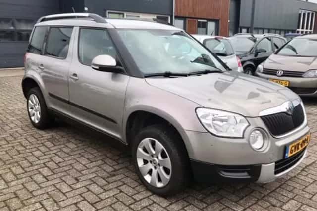 Škoda Yeti (2012) thumbnail 3