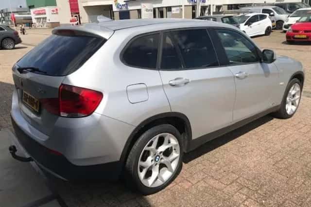 BMW X1 (2011) thumbnail 5