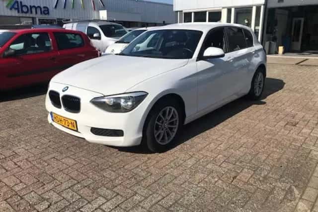 BMW 1-Serie (2013) thumbnail 1