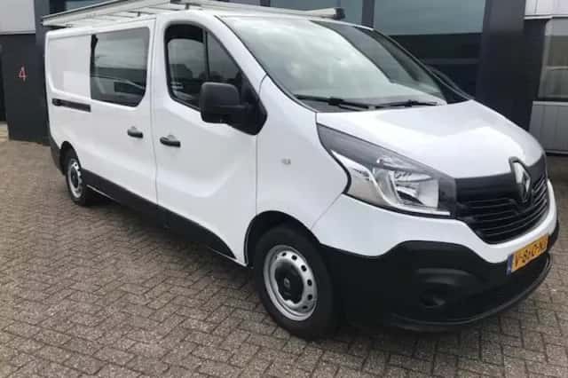 Renault Trafic (2018) thumbnail 3