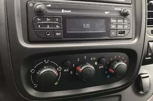 Renault Trafic (2018) thumbnail 6
