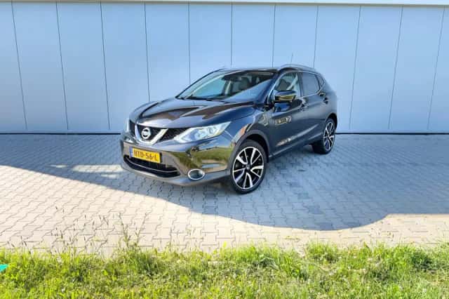 Nissan Qashqai (2016) thumbnail 1