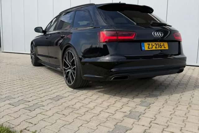 Audi A6 (2015) thumbnail 3