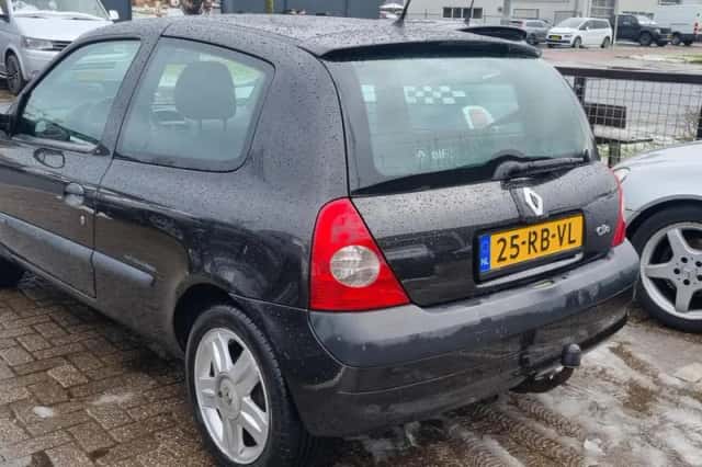 Renault Clio (2005) thumbnail 4