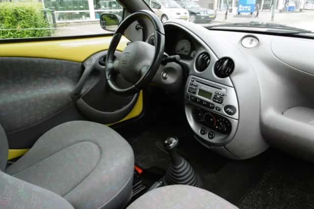 Ford Ka (2001) thumbnail 4