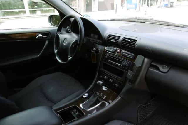 Mercedes-Benz C-Klasse (2003) thumbnail 2