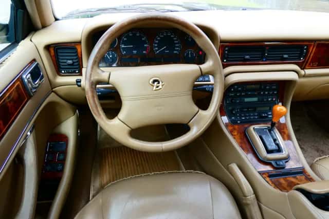 Daimler Double Six (1996) thumbnail 3