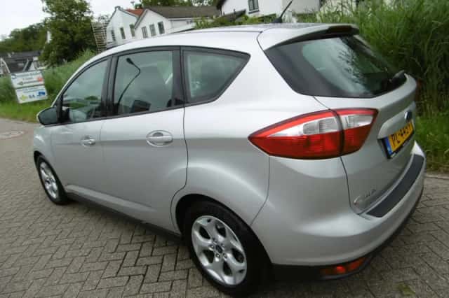 Ford C-Max (2015) thumbnail 5