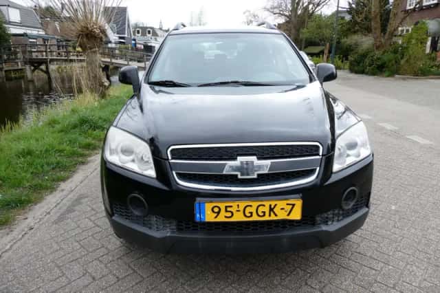 Chevrolet Captiva (2008) thumbnail 6