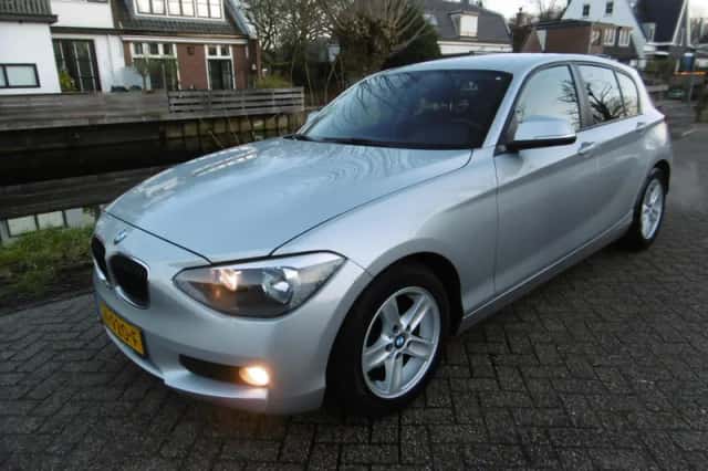 BMW 1-Serie (2011) thumbnail 1