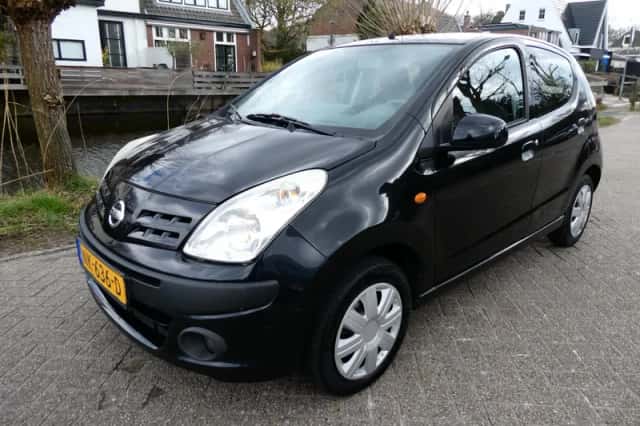 Nissan Pixo (2010) thumbnail 1