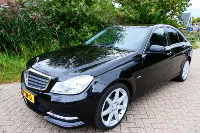 Mercedes-Benz C-Klasse (2012) thumbnail 1