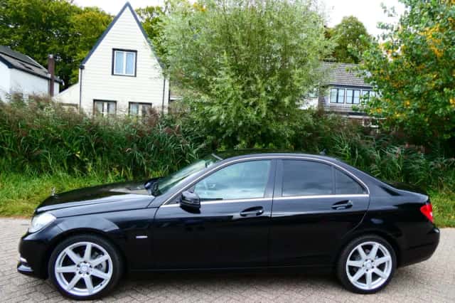 Mercedes-Benz C-Klasse (2012) thumbnail 4