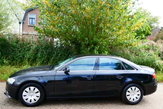 Audi A4 (2013) thumbnail 1