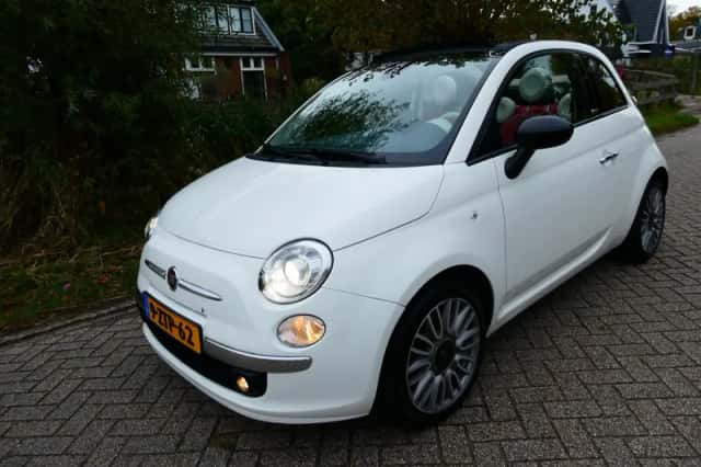 Fiat 500C (2015) thumbnail 1