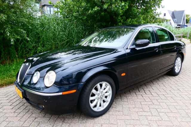 Jaguar S-Type (2005) thumbnail 1