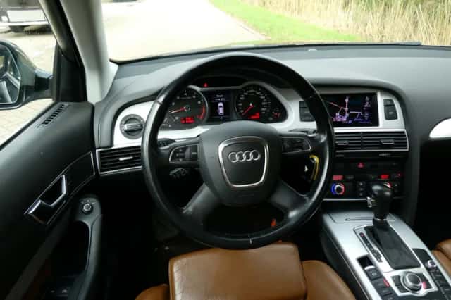 Audi A6 (2011) thumbnail 4