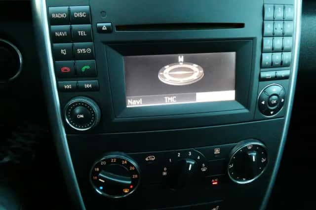 Mercedes-Benz B-Klasse (2010) thumbnail 3