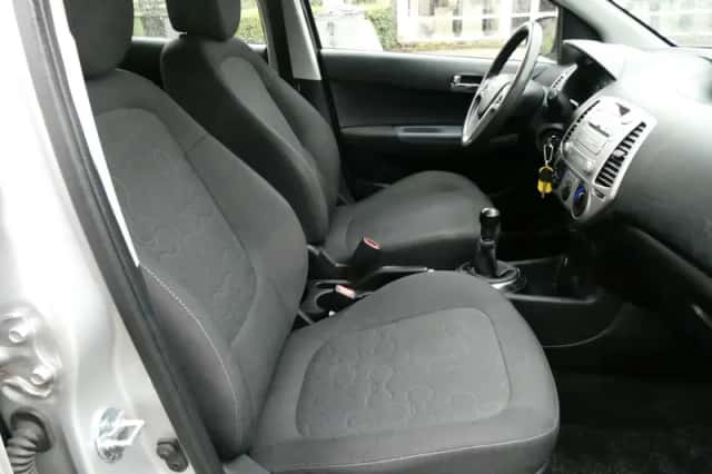 Hyundai i20 (2011) thumbnail 3