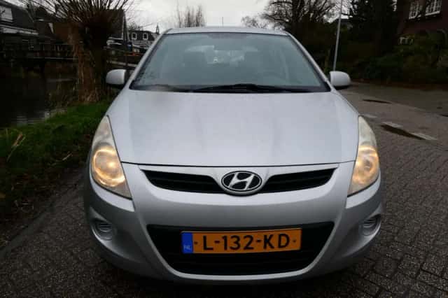 Hyundai i20 (2011) thumbnail 6