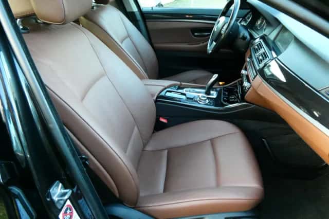 BMW 5-Serie (2011) thumbnail 2
