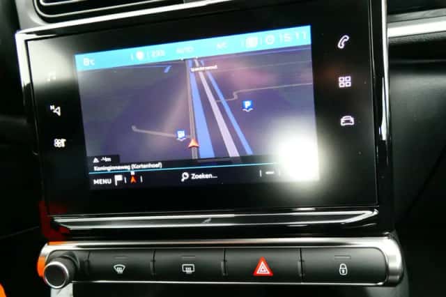 Citroën C3 (2016) thumbnail 2