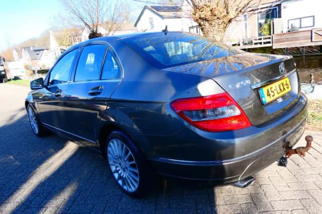 Mercedes-Benz C-Klasse (2010) thumbnail 5