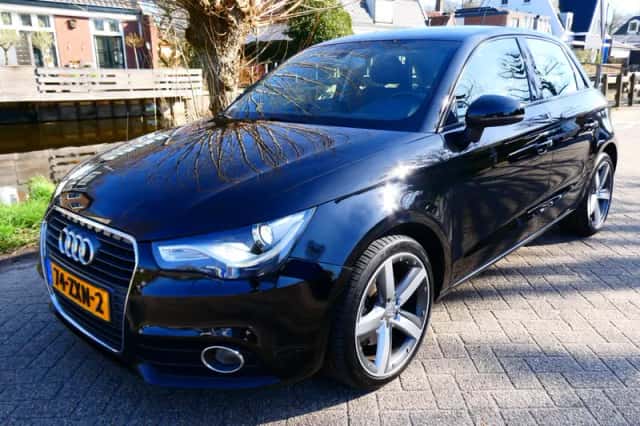 Audi A1 (2013) thumbnail 1