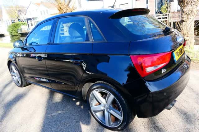 Audi A1 (2013) thumbnail 5