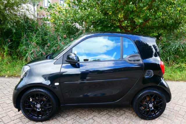 Smart Fortwo (2014) thumbnail 4