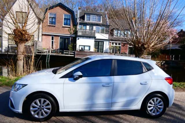 SEAT Ibiza (2019) thumbnail 3
