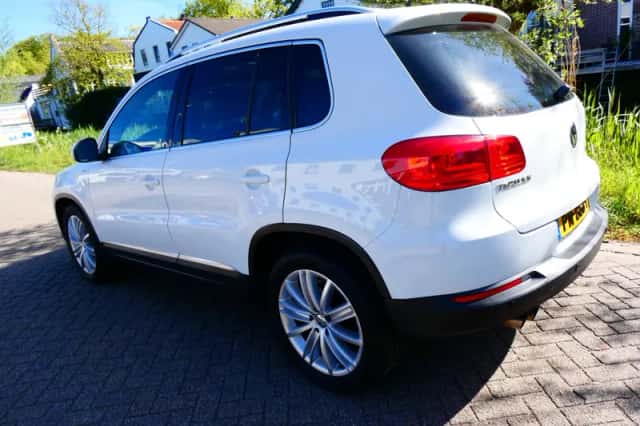 Volkswagen Tiguan (2014) thumbnail 5