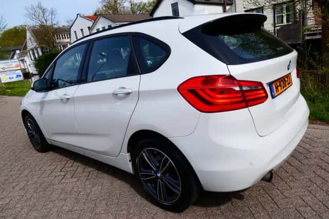 BMW 2-Serie Active Tourer (2017) thumbnail 5