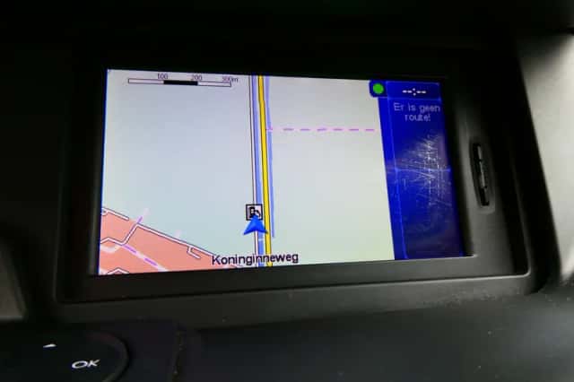 Renault Scénic (2009) thumbnail 3