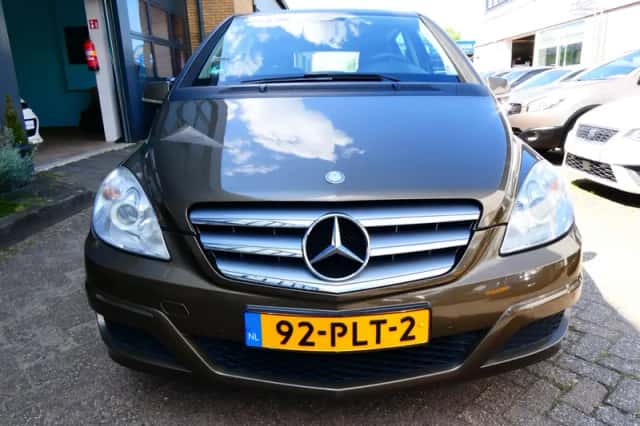 Mercedes-Benz B-Klasse (2011) thumbnail 5