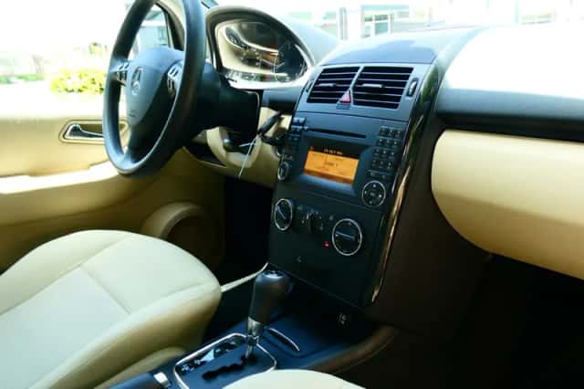 Mercedes-Benz A-Klasse (2010) thumbnail 4