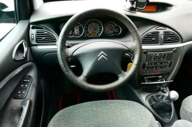 Citroën C5 (2005) thumbnail 2