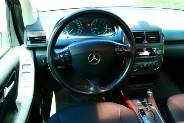 Mercedes-Benz A-Klasse (2005) thumbnail 2